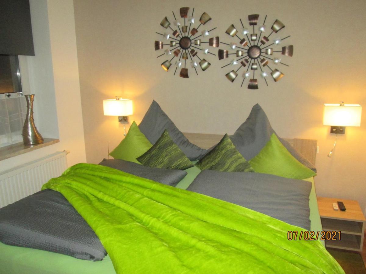 Zentrale-Ruhige Ferienwohnung Reichenbach im Vogtland Kültér fotó